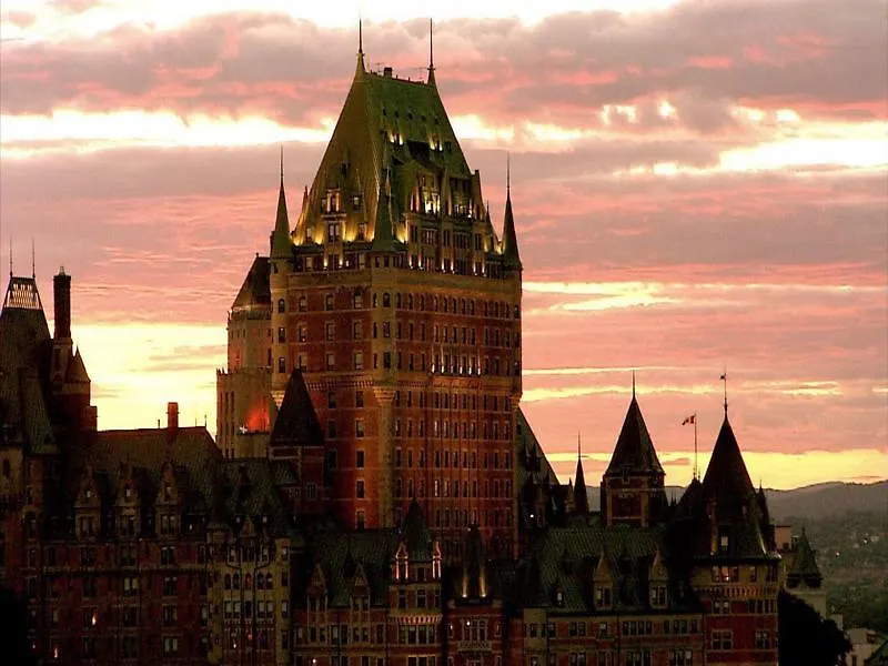 Comfort Inn Airport East Quebec City 3*,