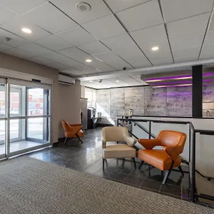 Hotel Chateau Repotel Duplessis Airport