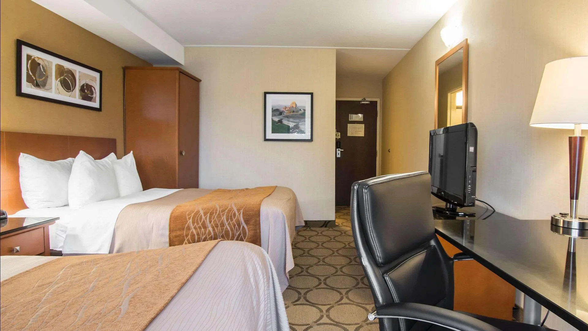 Comfort Inn Airport East Quebec City
