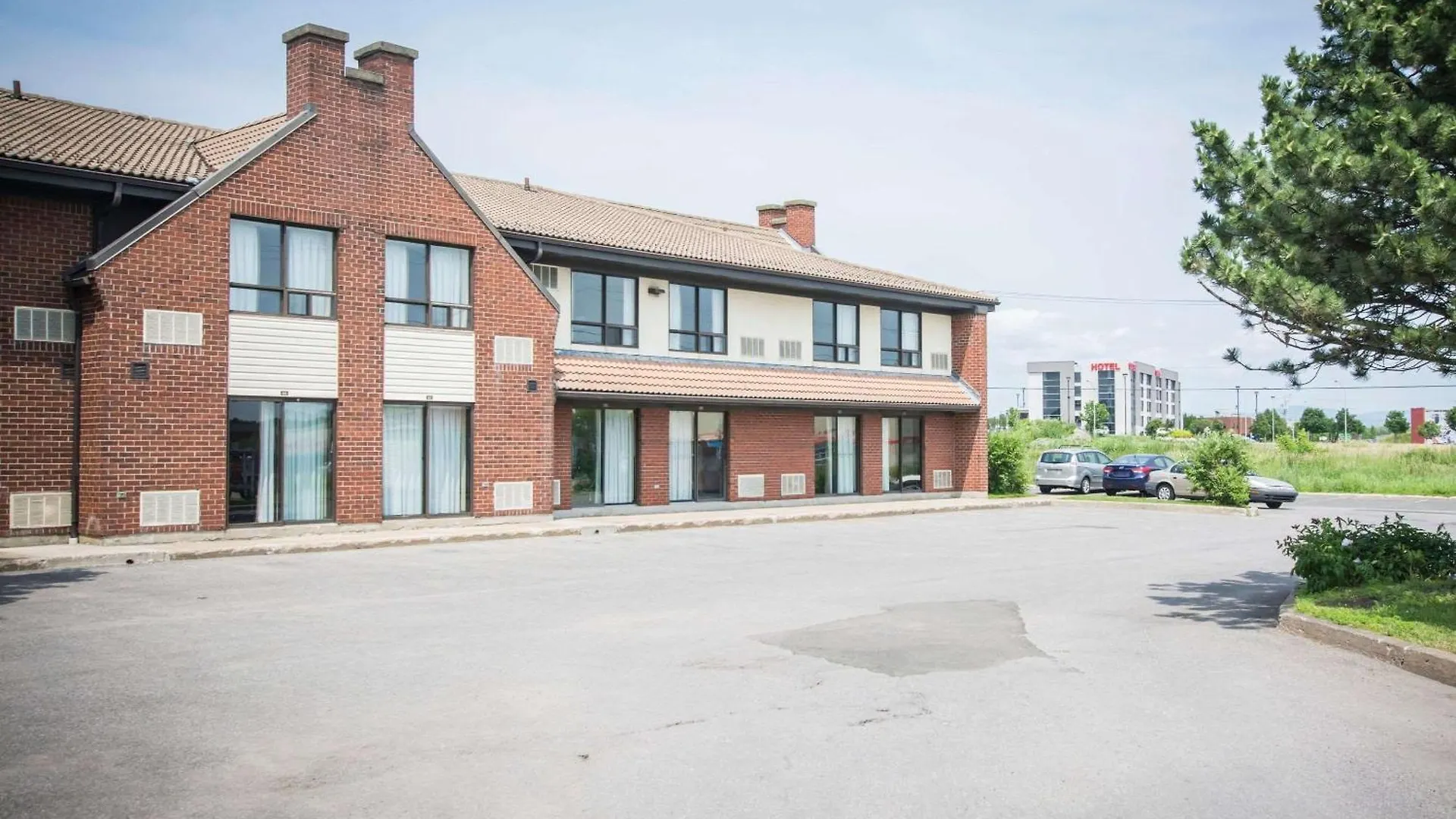 Comfort Inn Airport East Quebec City 3*,