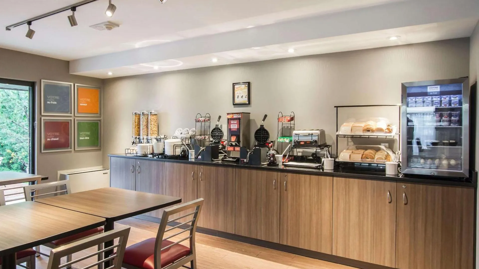 Comfort Inn Airport East Quebec City