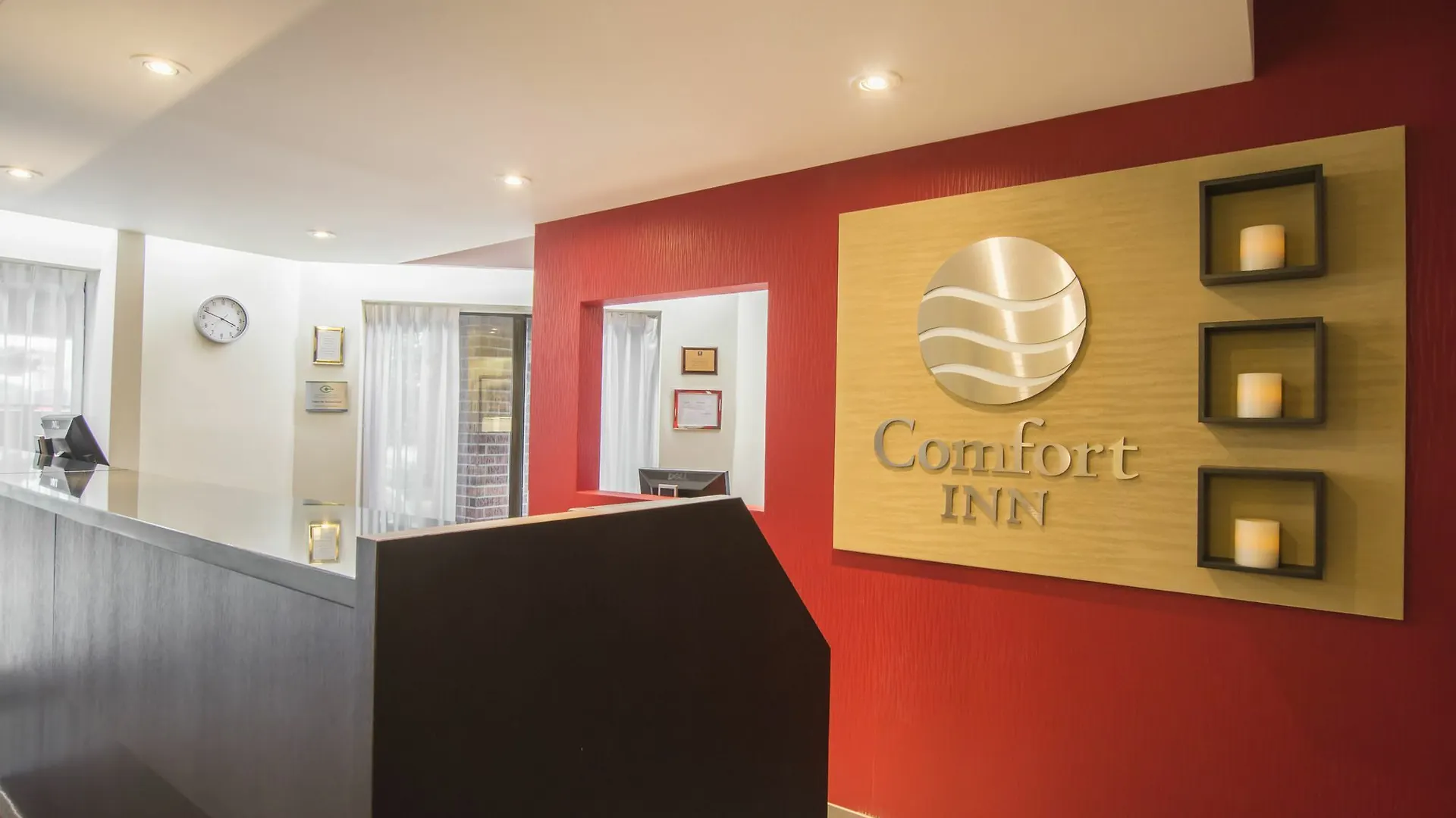 Comfort Inn Airport East Ville de Québec 3*,  Canada